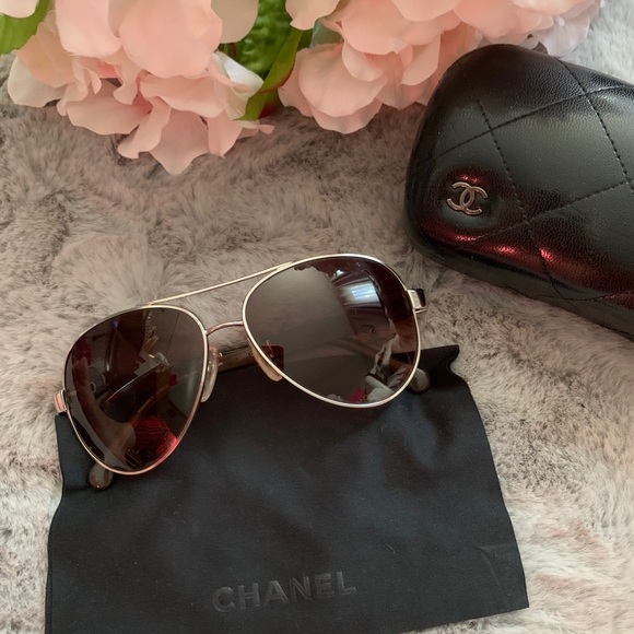 Luxury Chanel aviator sunglasses - Picture 1 of 11